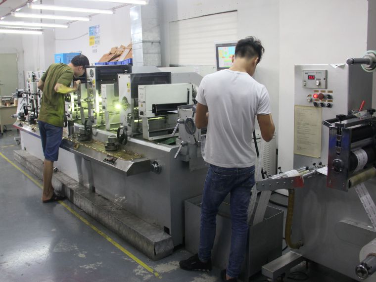 深圳丝瓜视频色标签印刷五色UV轮转机A